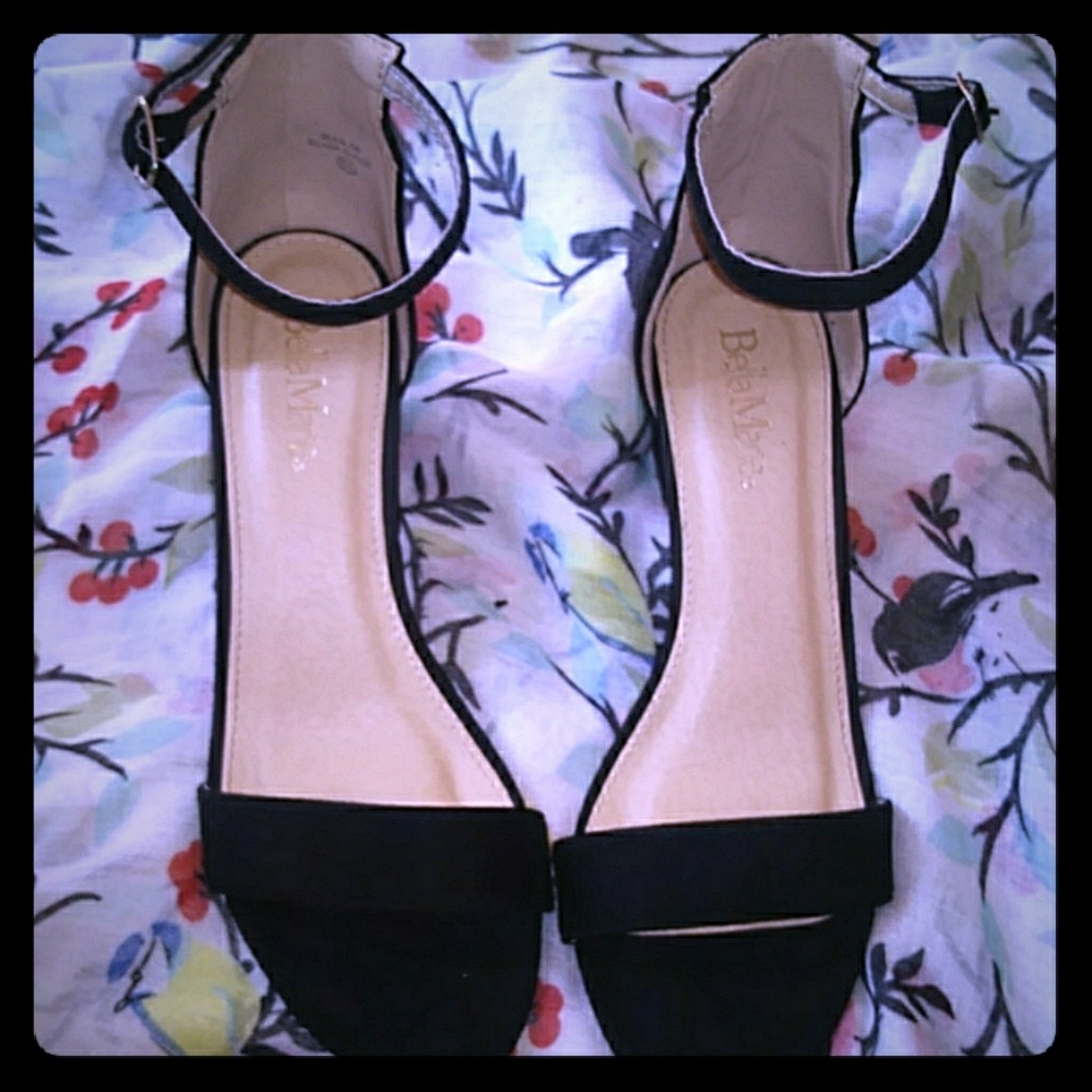 Bella Marie Black Suede Dress Shoes (size 8 1/2)